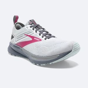 BROOKS Ricochet 3 Running Shoes